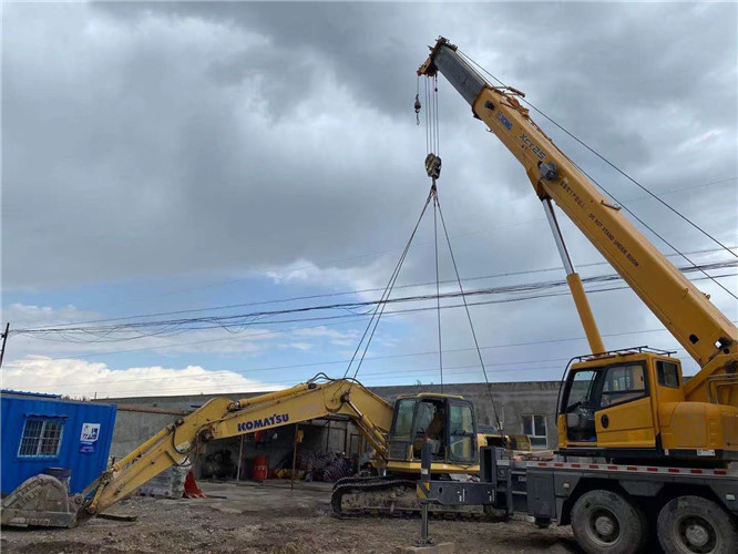 常德市25吨吊车的工作半径是多少？